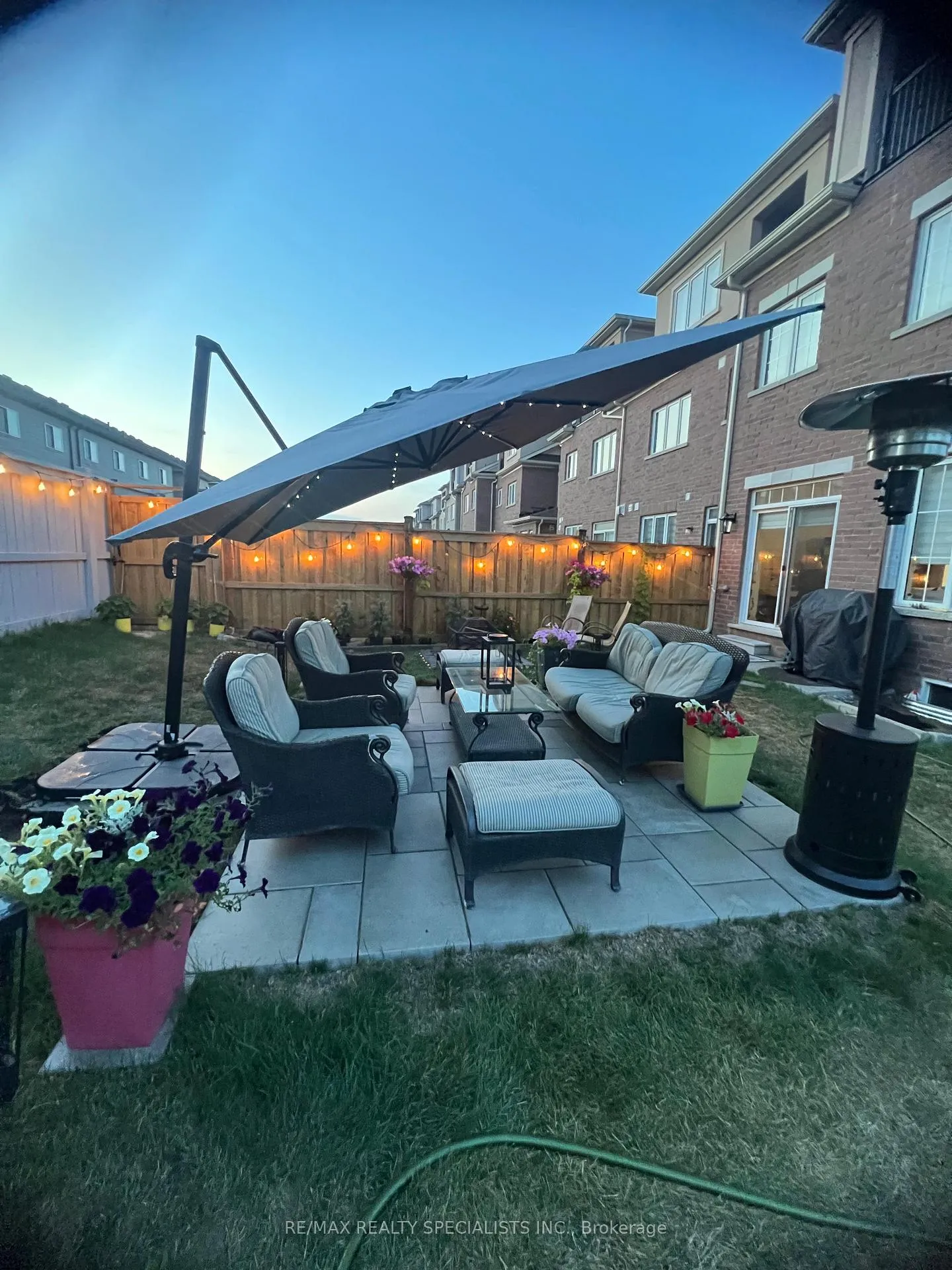 Photo 16 of 363 Raymond Road, Hamilton, Meadowlands — HOMEH