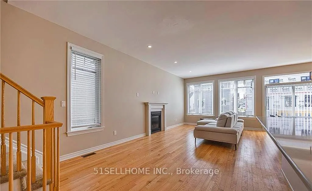 Photo 6 of 1424 Summer Street, Kingston, Kingston East (Incl Barret Crt) — HOMEH