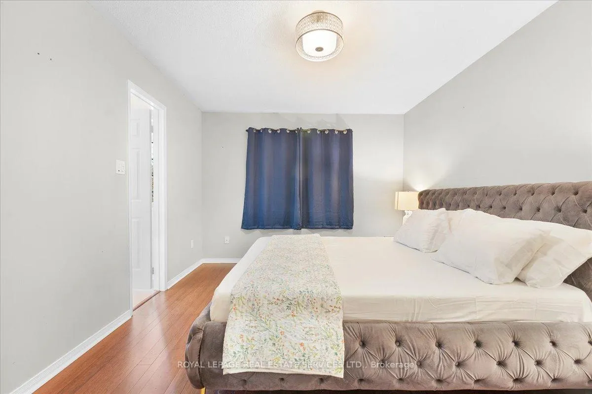 Photo 18 of 29 Woolf Crescent, Ajax, South East — HOMEH