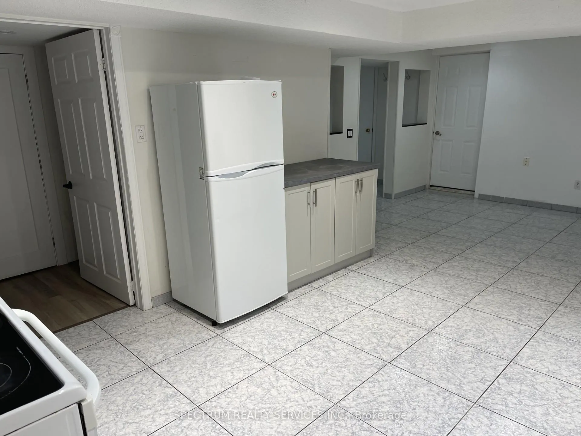 Photo 9 of 151 Woodcroft Lane, Vaughan, West Woodbridge — HOMEH