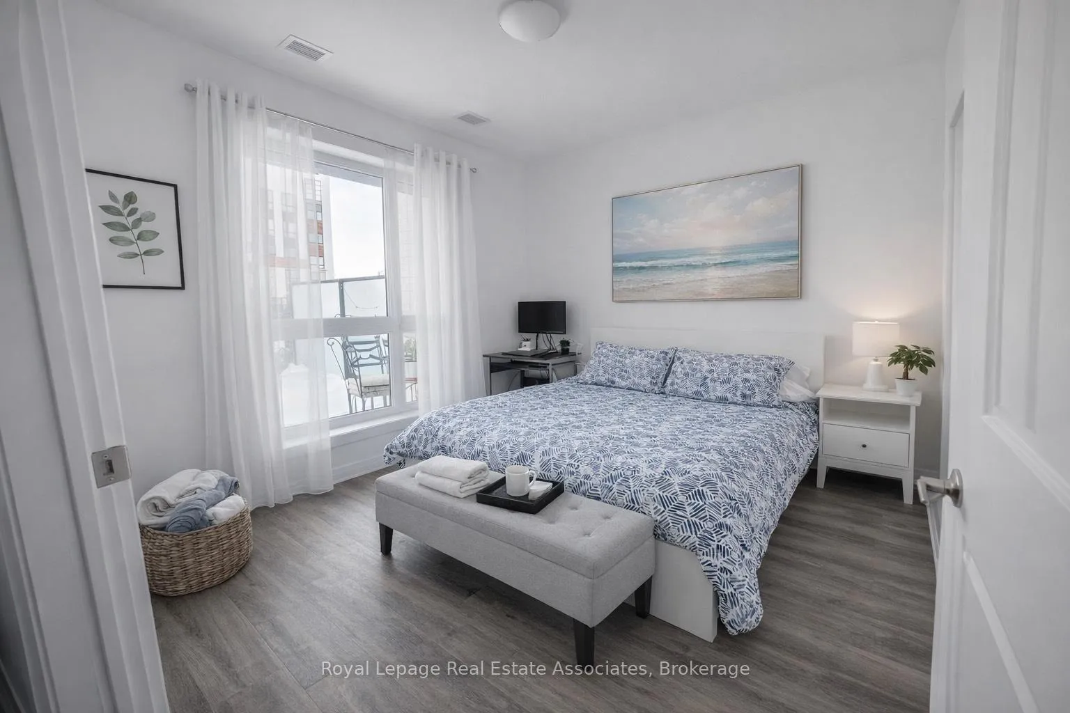 Photo 6 of 470 Gordon Krantz Avenue, Milton, Walker — HOMEH
