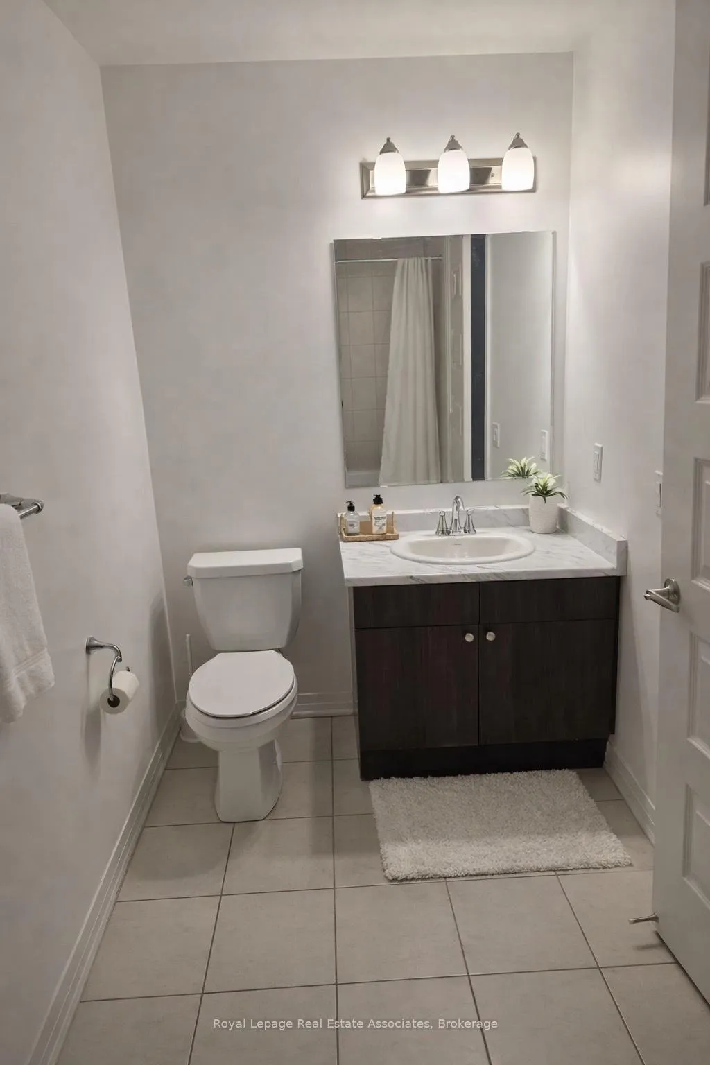Photo 8 of 470 Gordon Krantz Avenue, Milton, Walker — HOMEH