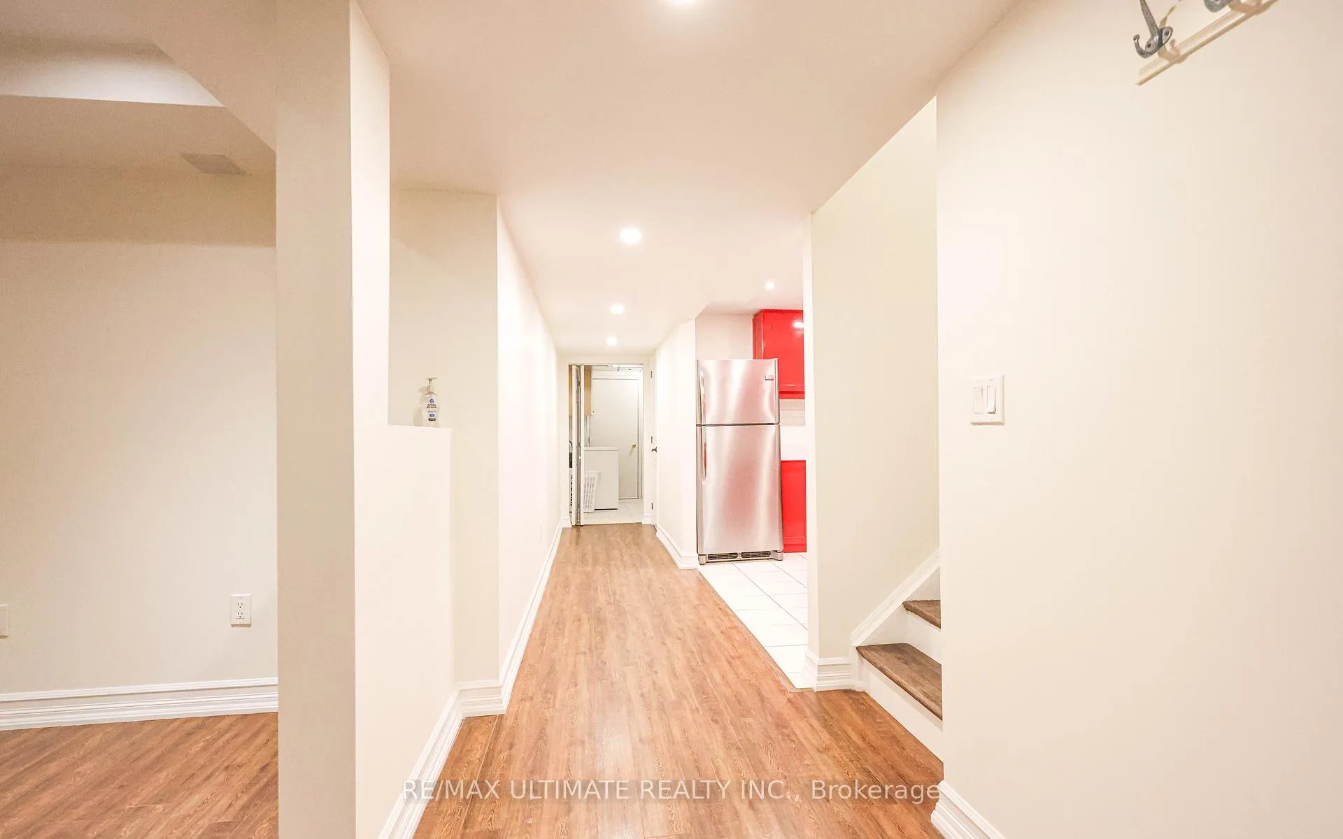 Photo 2 of Unit Lower, 109 Hollywood Hill Circle, Vaughan, Vellore Village — HOMEH