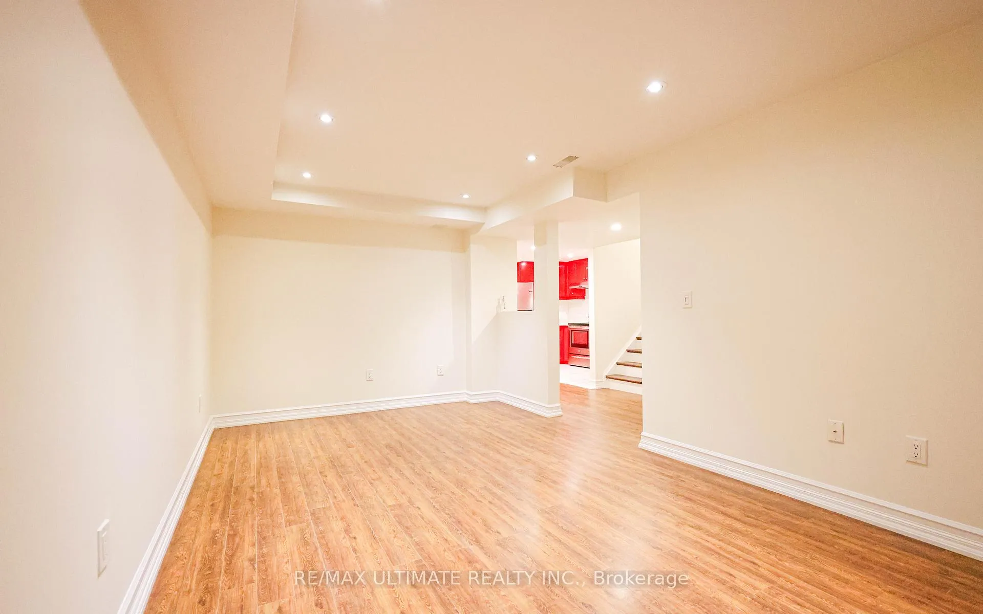Photo 4 of Unit Lower, 109 Hollywood Hill Circle, Vaughan, Vellore Village — HOMEH