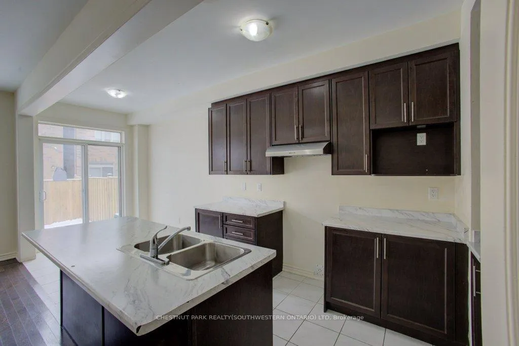 Photo 18 of 5 Donald Ficht Crescent, Brampton, Northwest Brampton — HOMEH