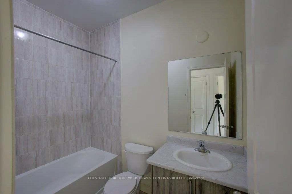 Photo 26 of 5 Donald Ficht Crescent, Brampton, Northwest Brampton — HOMEH