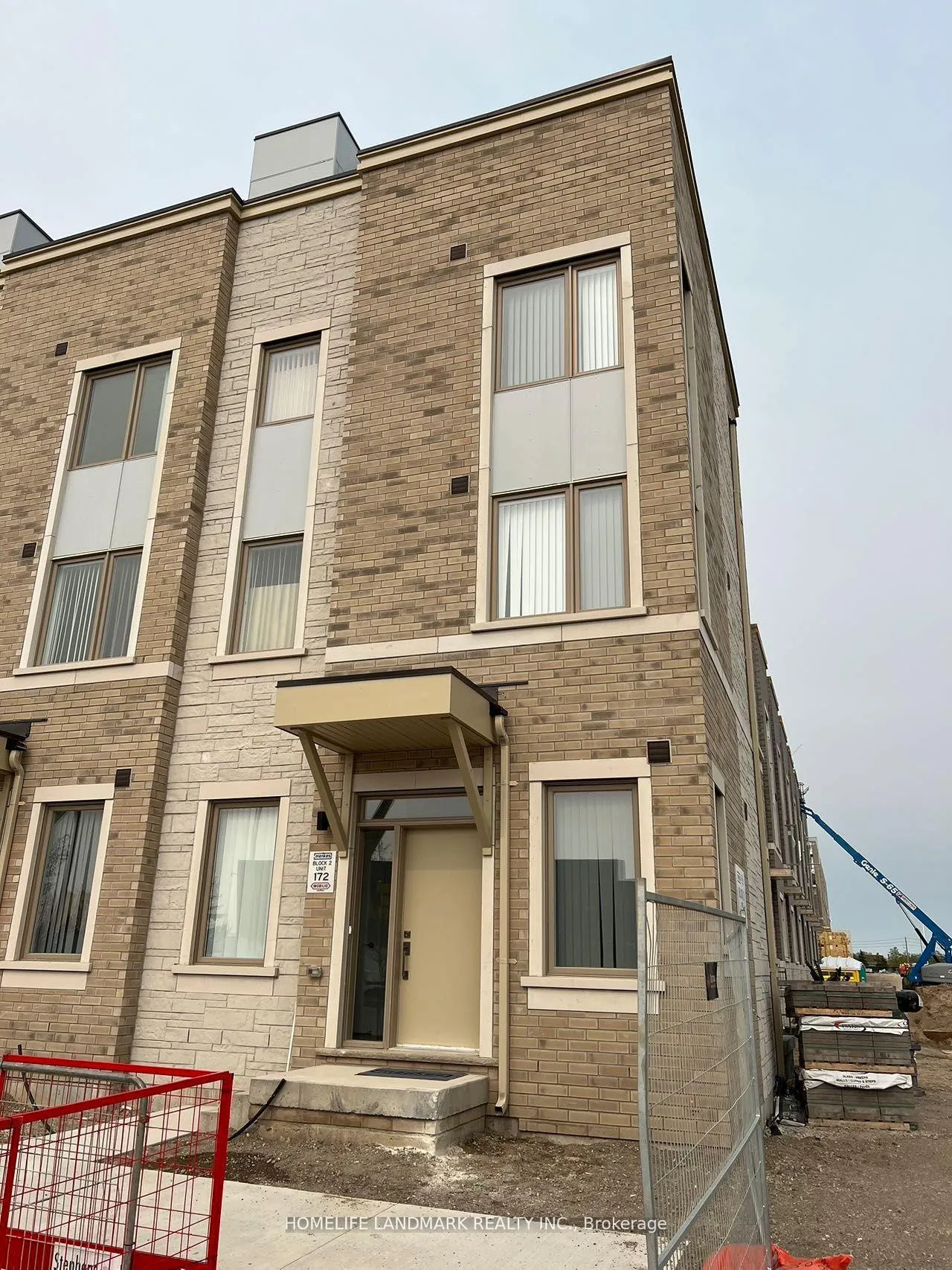 Photo 16 of 47 Mable Smith Way, Vaughan, Vaughan Corporate Centre — HOMEH
