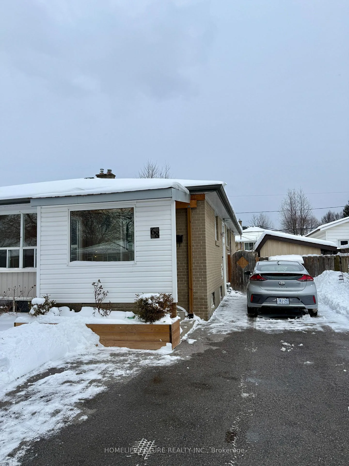 Front of Unit Main, 68 Tulloch Drive