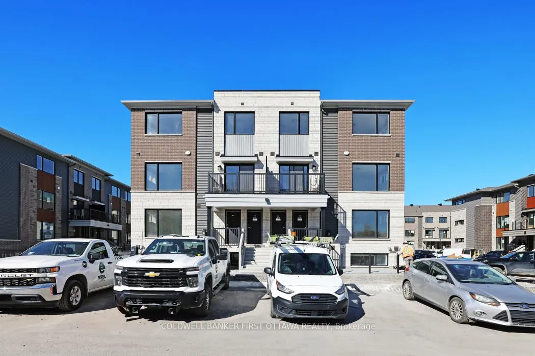 Photo 1 of 917 Creekway Private, Ottawa, Kanata - Kanata Lakes/Heritage Hills — HOMEH
