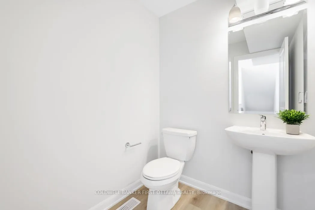 Photo 16 of 917 Creekway Private, Ottawa, Kanata - Kanata Lakes/Heritage Hills — HOMEH