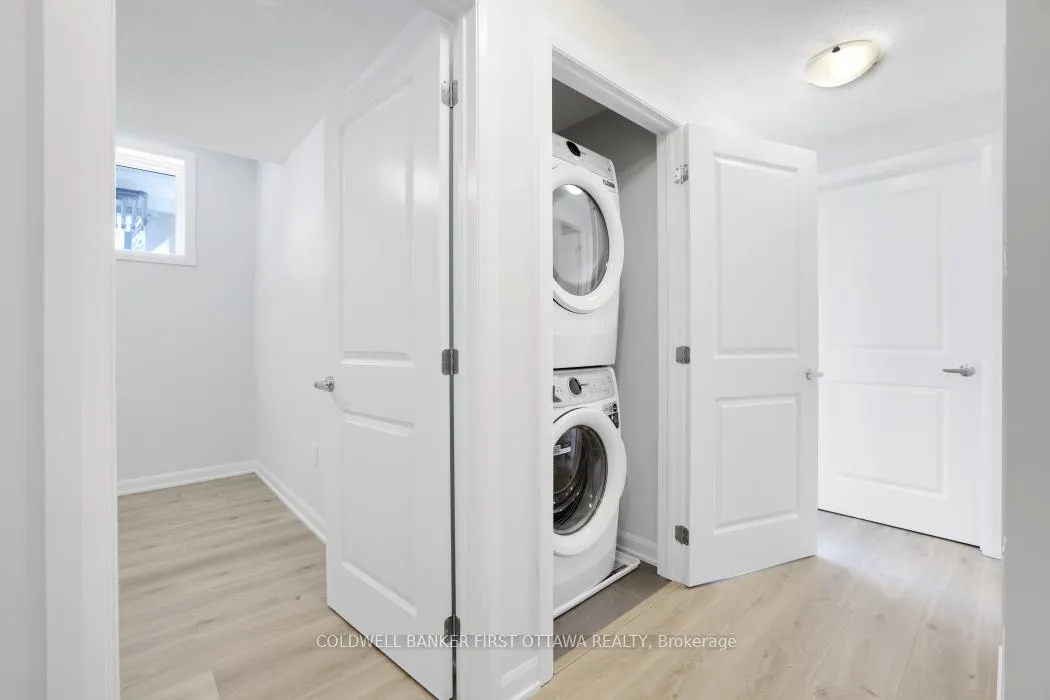 Photo 18 of 917 Creekway Private, Ottawa, Kanata - Kanata Lakes/Heritage Hills — HOMEH