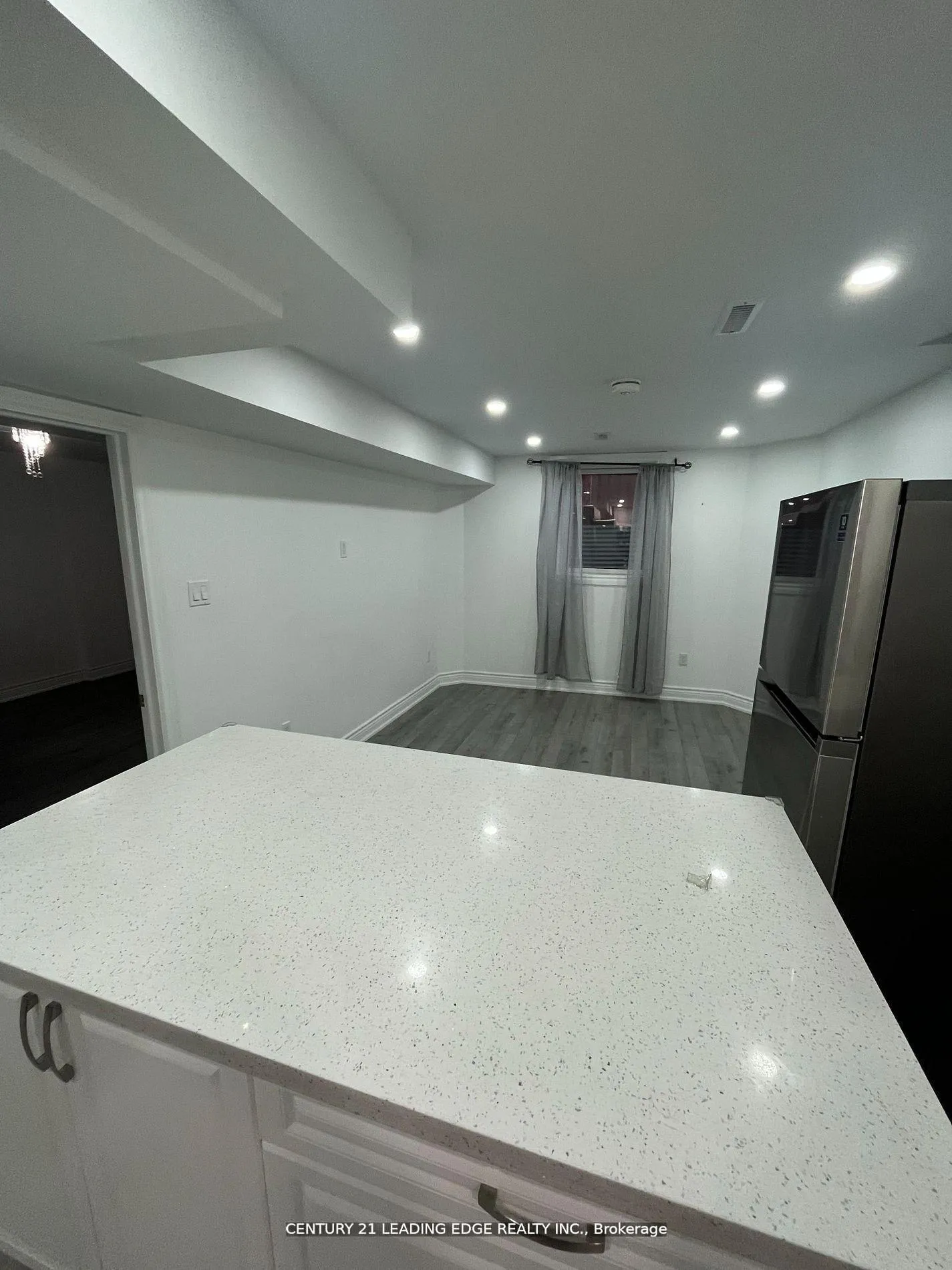 Photo 5 of Unit Lower, 11 Deforest Drive, Brampton, Fletcher's Meadow — HOMEH