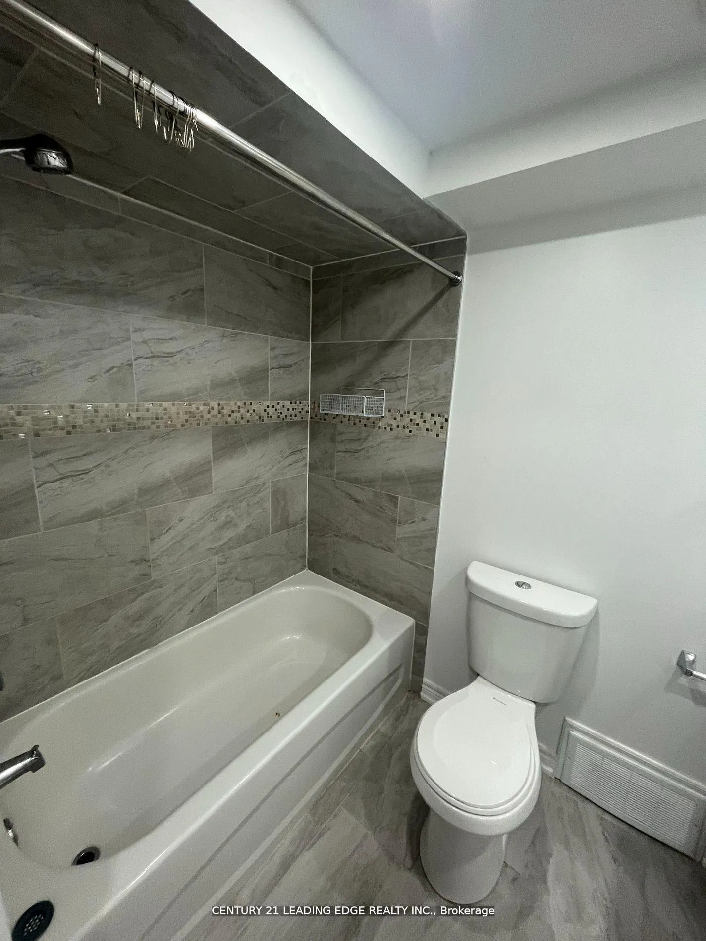 Photo 9 of Unit Lower, 11 Deforest Drive, Brampton, Fletcher's Meadow — HOMEH