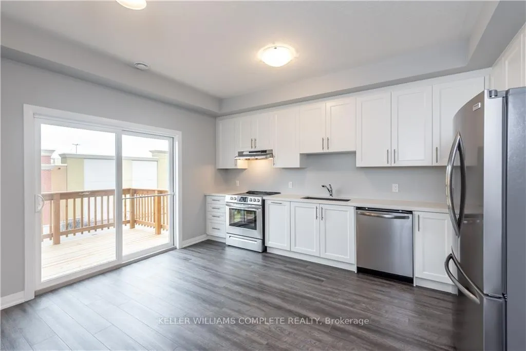 Photo 6 of 55 Aquarius Crescent, Hamilton, Stoney Creek Mountain — HOMEH