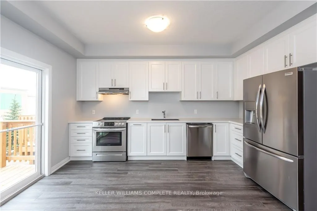 Photo 7 of 55 Aquarius Crescent, Hamilton, Stoney Creek Mountain — HOMEH