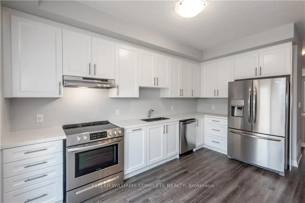 Photo 9 of 55 Aquarius Crescent, Hamilton, Stoney Creek Mountain — HOMEH