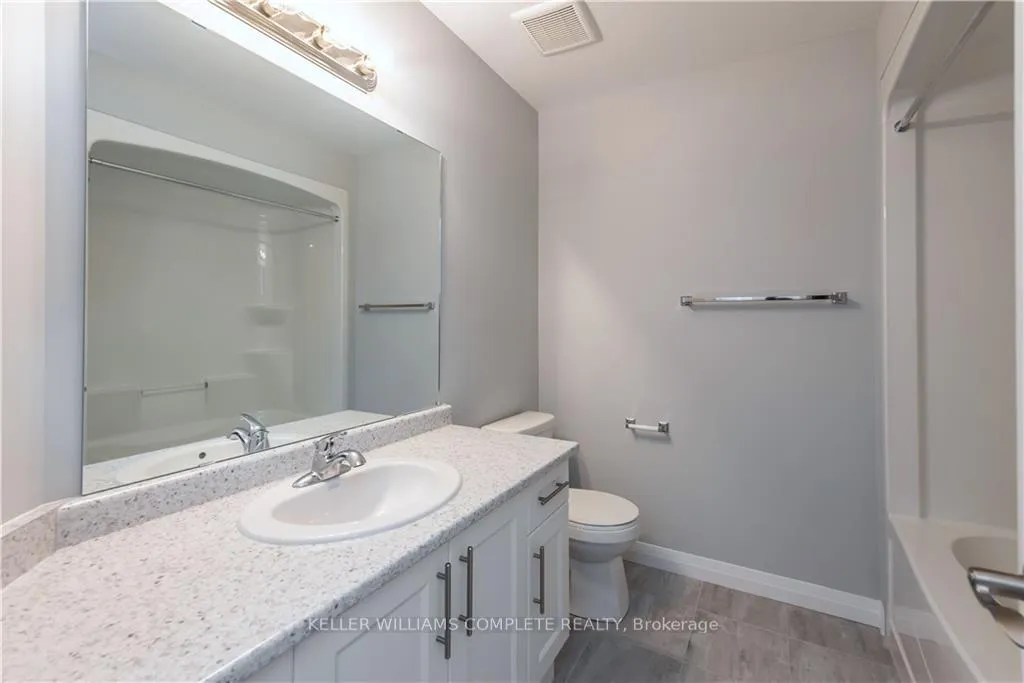 Photo 19 of 55 Aquarius Crescent, Hamilton, Stoney Creek Mountain — HOMEH