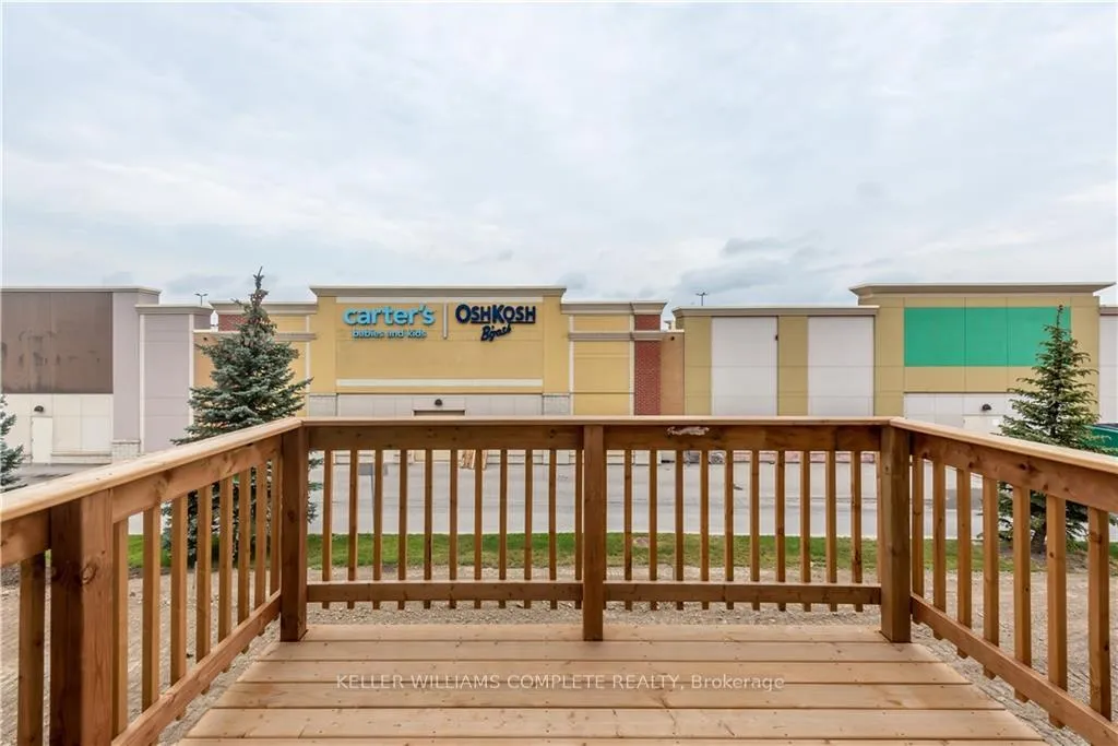Photo 30 of 55 Aquarius Crescent, Hamilton, Stoney Creek Mountain — HOMEH