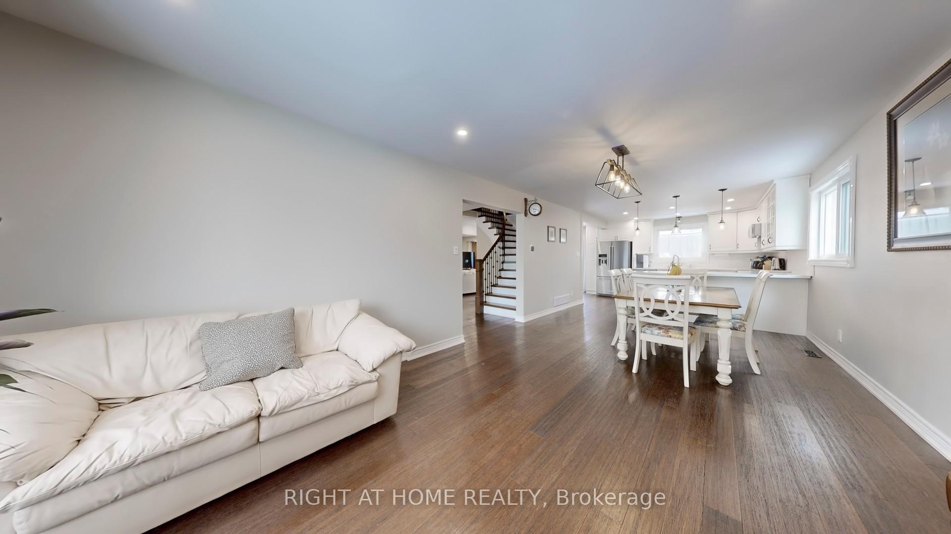 Photo 7 of 199 Biscayne Boulevard, Georgina, Keswick South — HOMEH