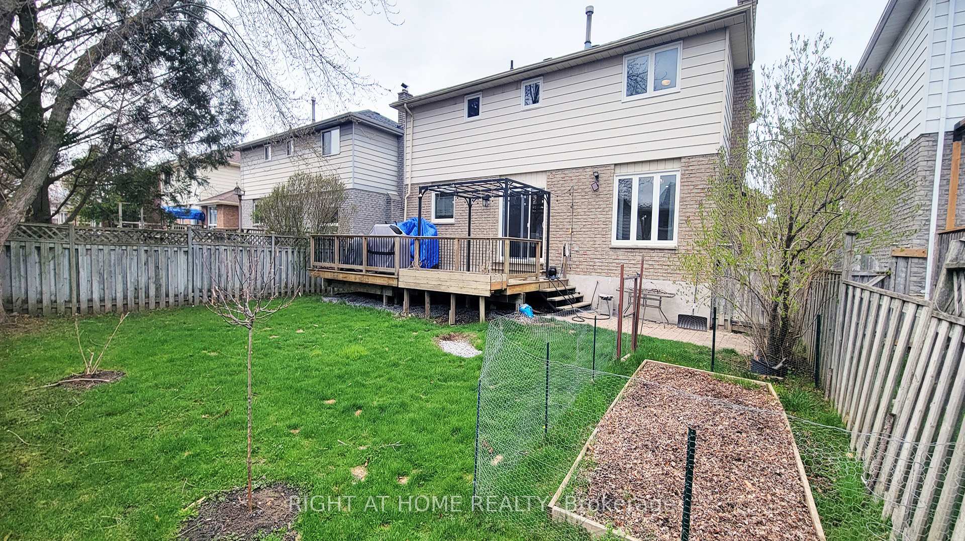 Photo 46 of 199 Biscayne Boulevard, Georgina, Keswick South — HOMEH