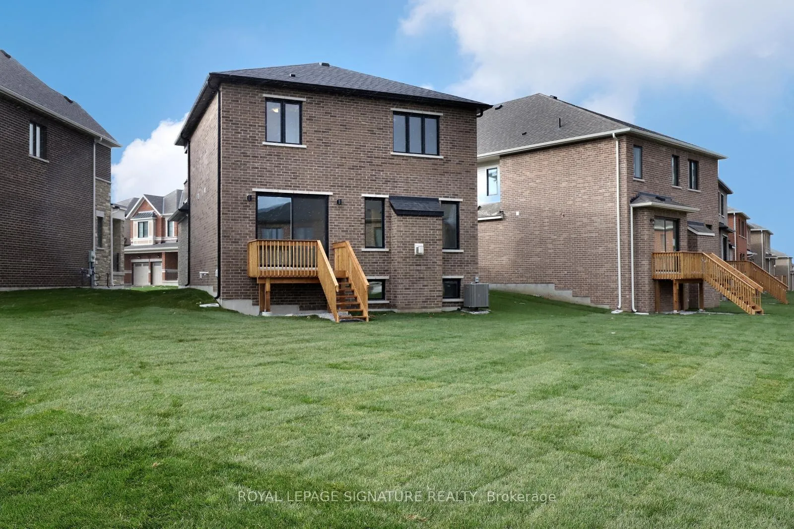 Photo 36 of 88 McBride Trail, Barrie, Rural Barrie Southeast — HOMEH