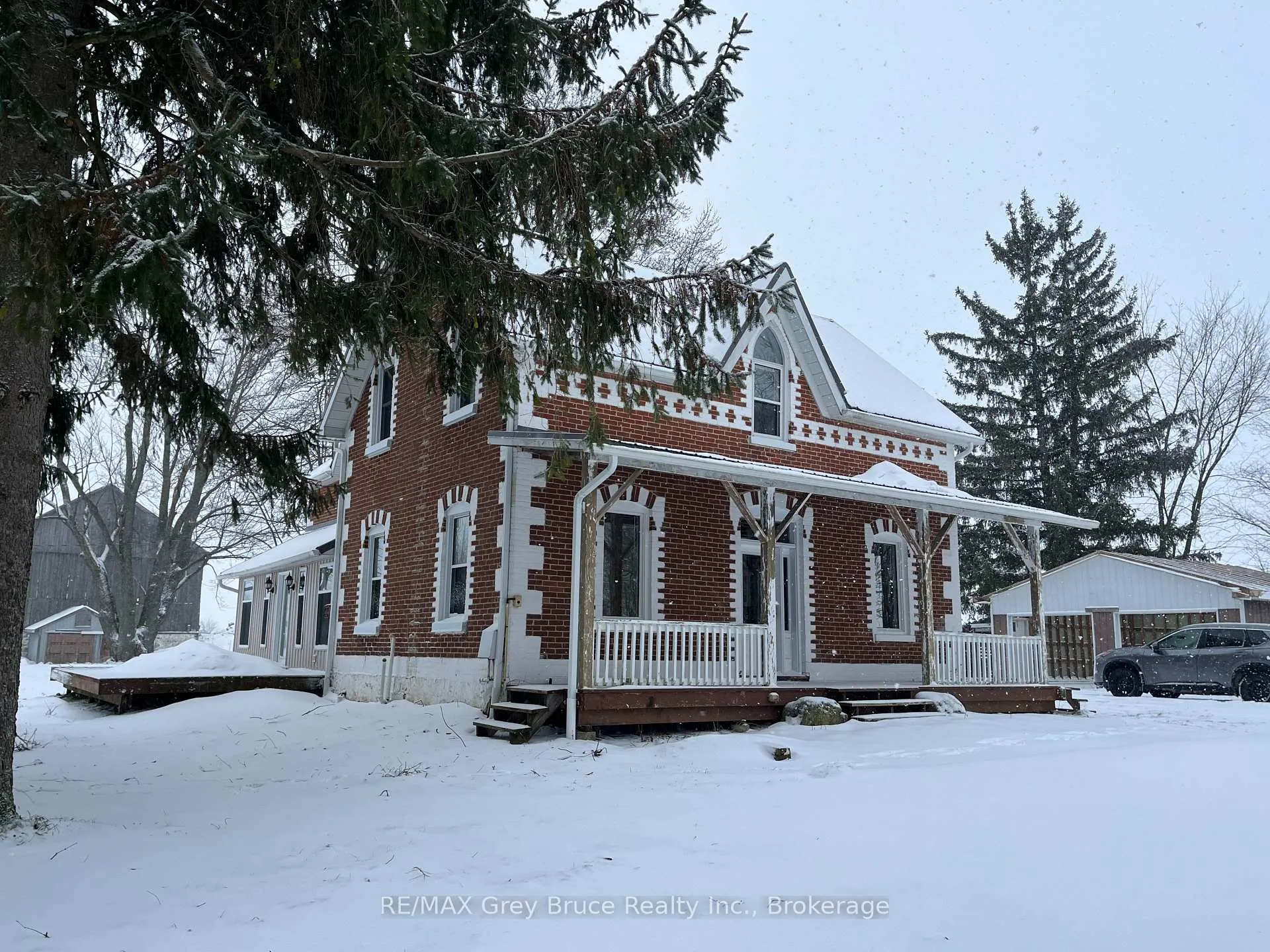 Photo 1 of 801512 Sideroad 2, Chatsworth — HOMEH