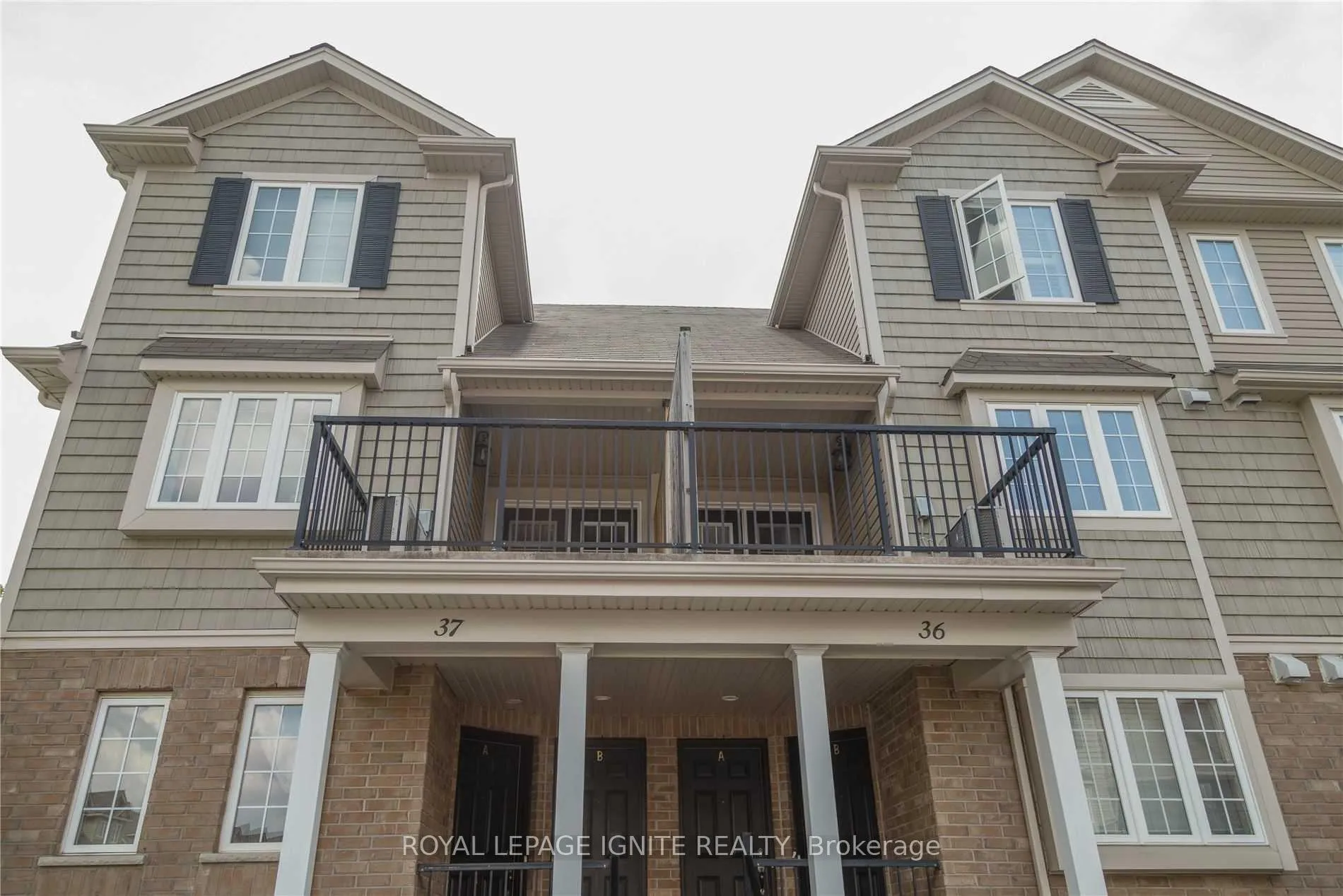 Photo 2 of Unit 36B, 15 Carere Crescent, Guelph, Victoria North — HOMEH