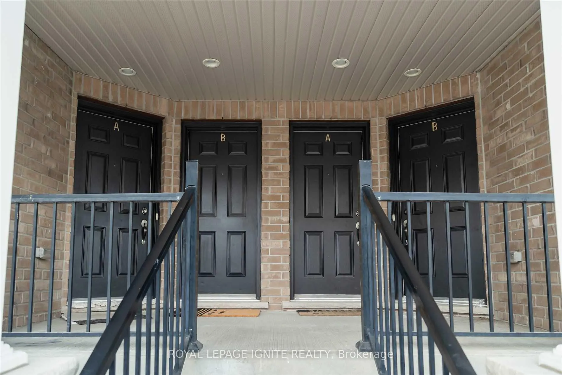 Photo 3 of Unit 36B, 15 Carere Crescent, Guelph, Victoria North — HOMEH