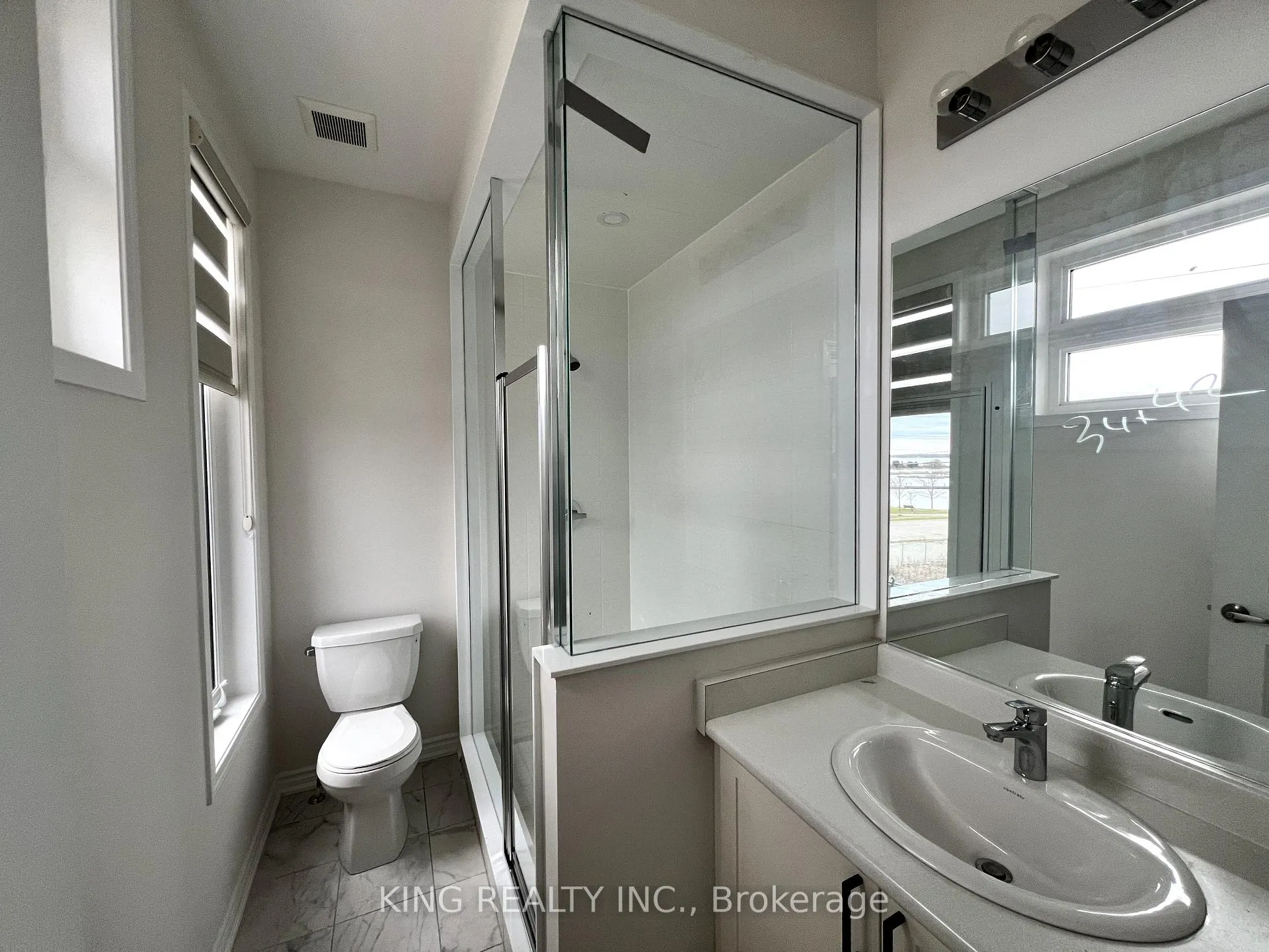 Photo 10 of 137 Colborne Street E, Orillia — HOMEH