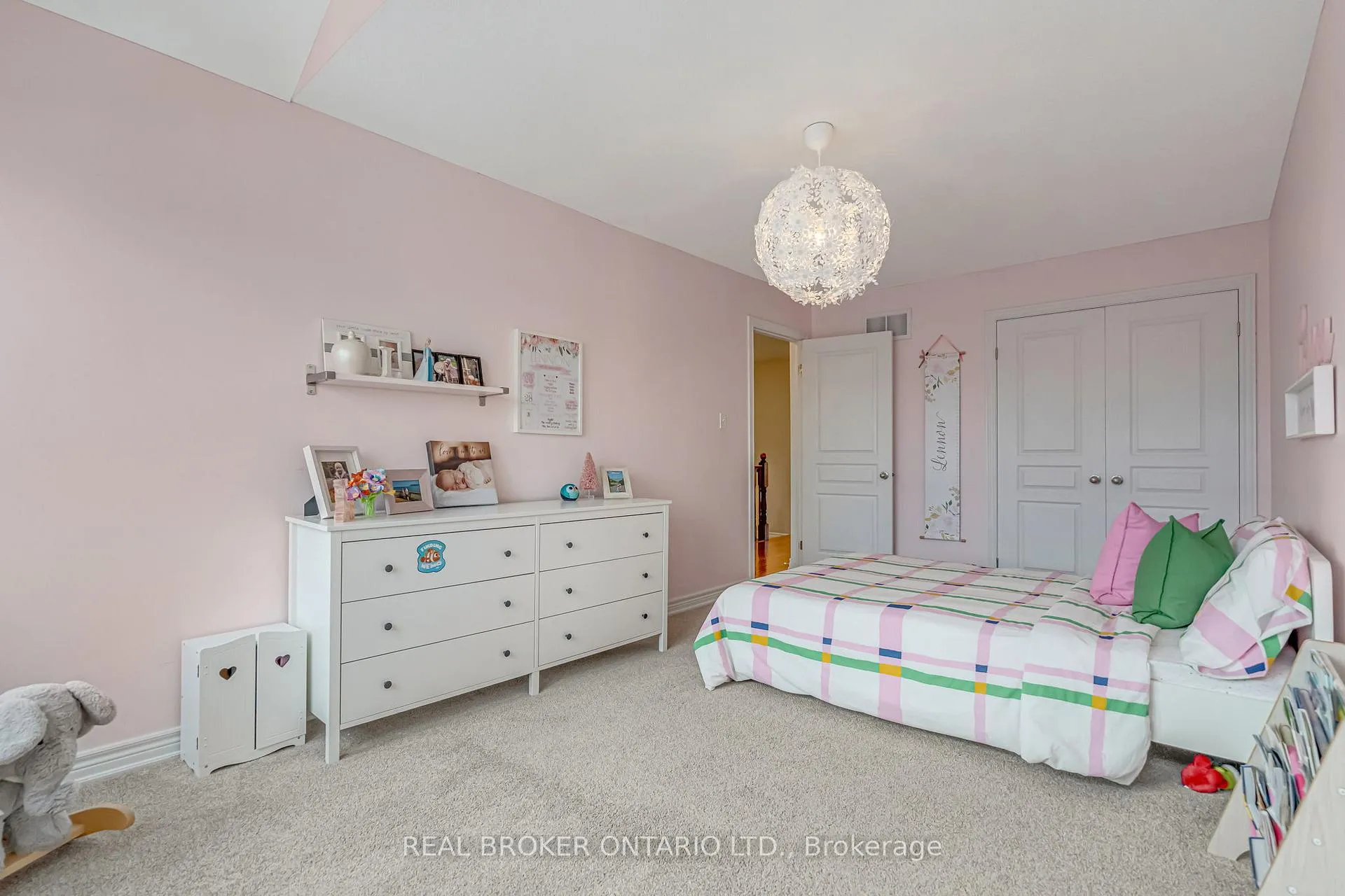 Photo 27 of 22 Forest Valley Crescent, Hamilton, Dundas — HOMEH