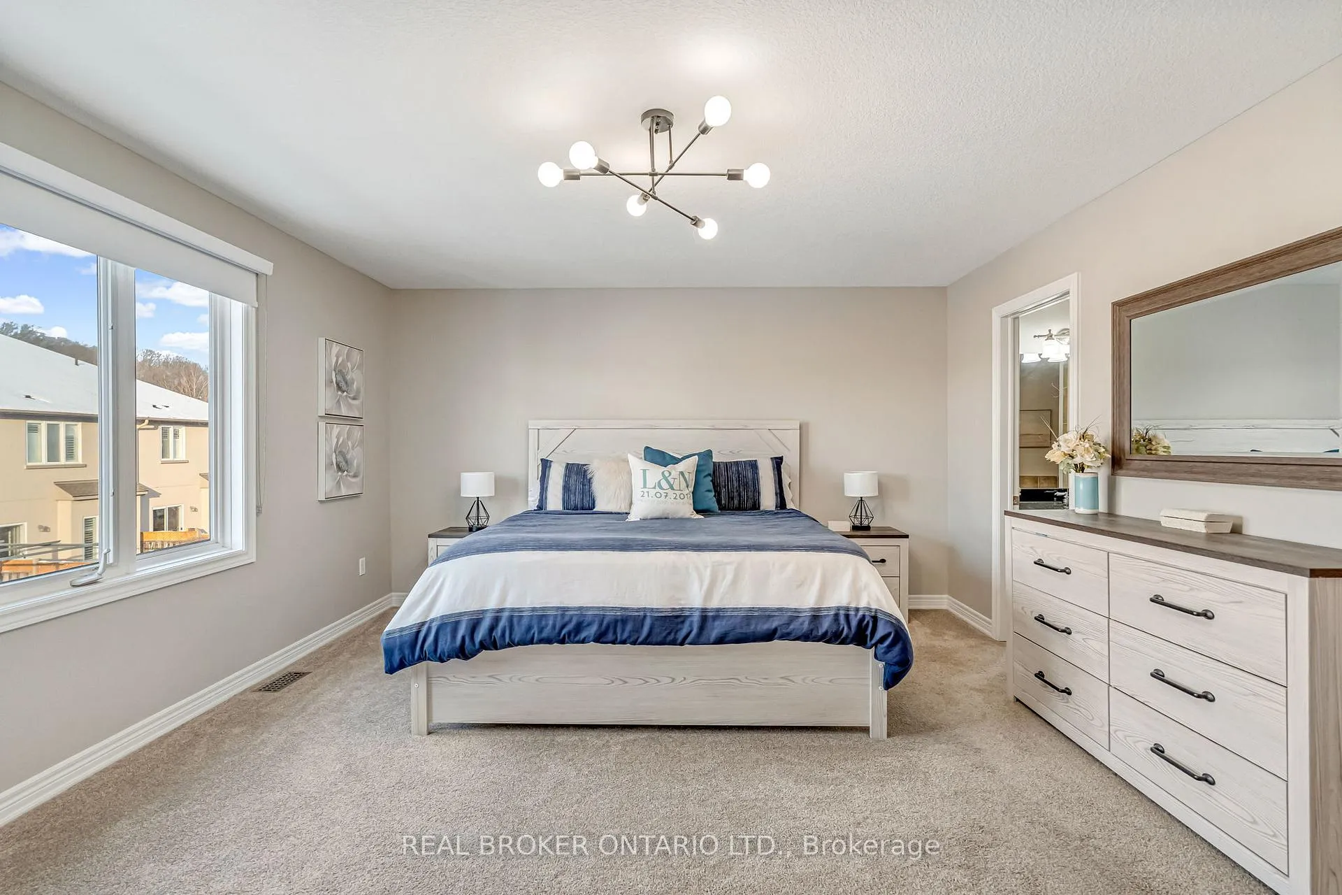 Photo 34 of 22 Forest Valley Crescent, Hamilton, Dundas — HOMEH