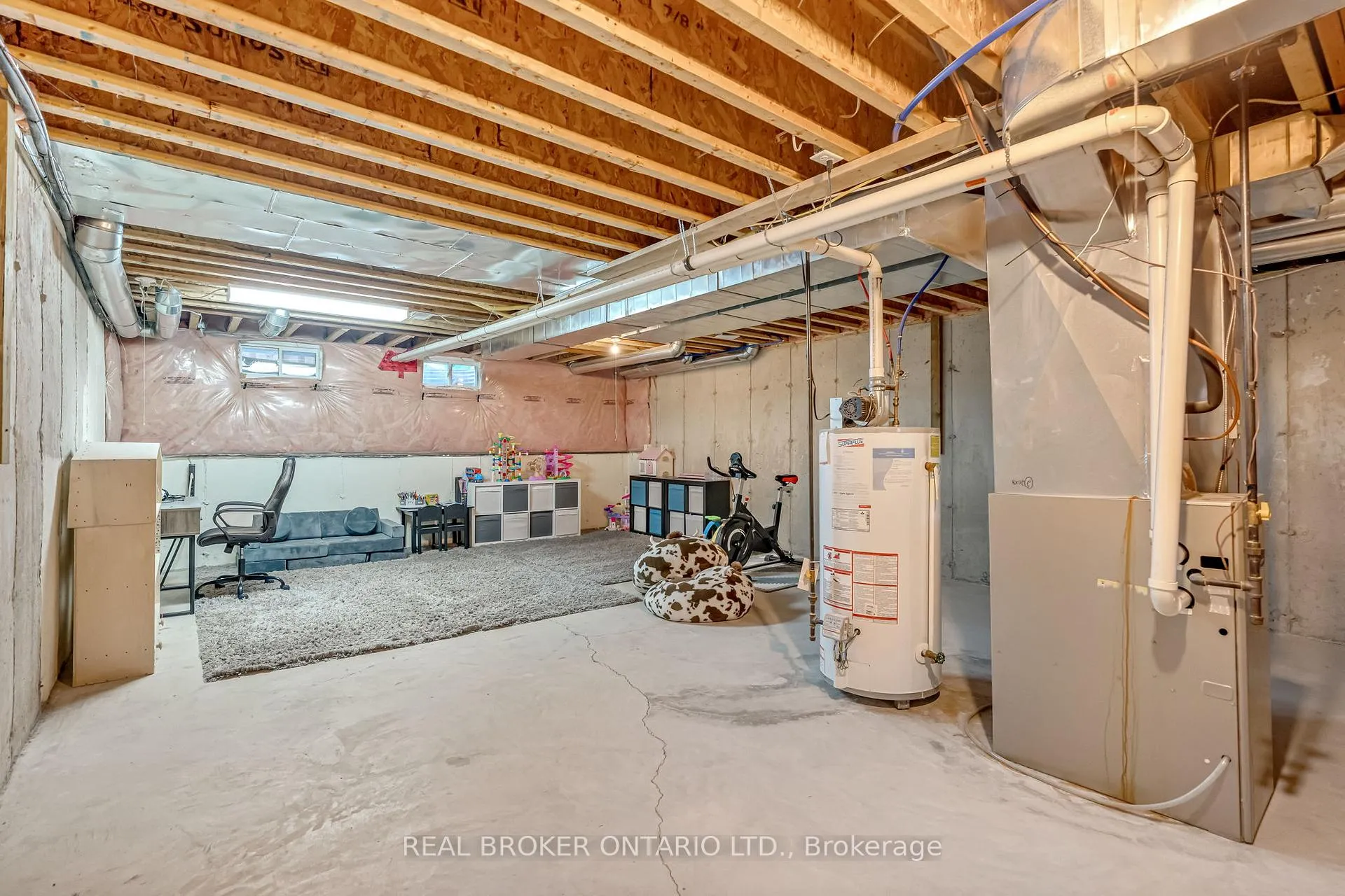 Photo 42 of 22 Forest Valley Crescent, Hamilton, Dundas — HOMEH