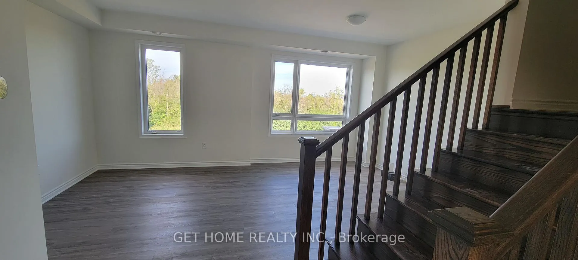 Photo 6 of 21 Summer Wind Lane, Brampton, Northwest Brampton — HOMEH