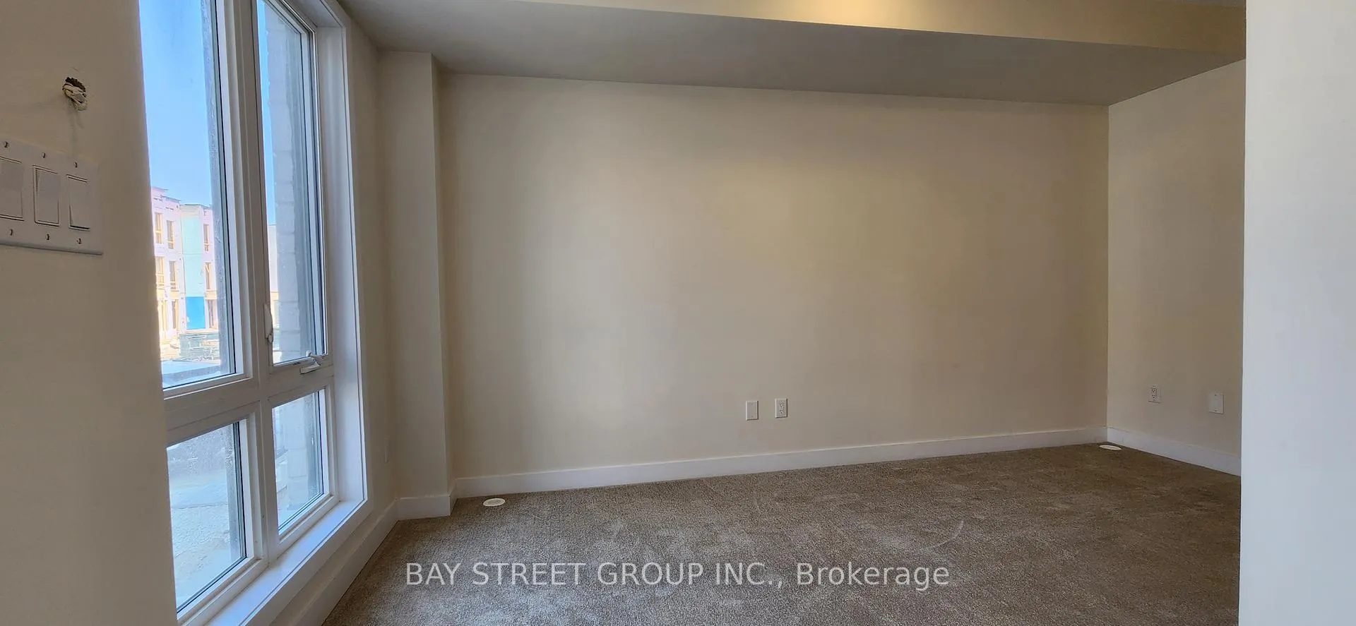 Photo 3 of 83 Stauffer Crescent, Markham, Cornell — HOMEH