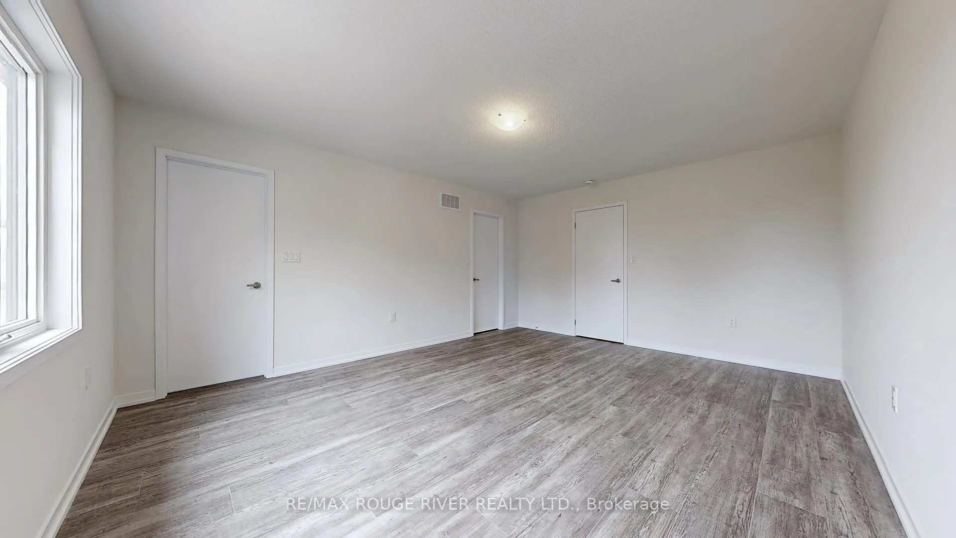 Photo 17 of 1532 Wheatcroft Drive, Oshawa, Kedron — HOMEH