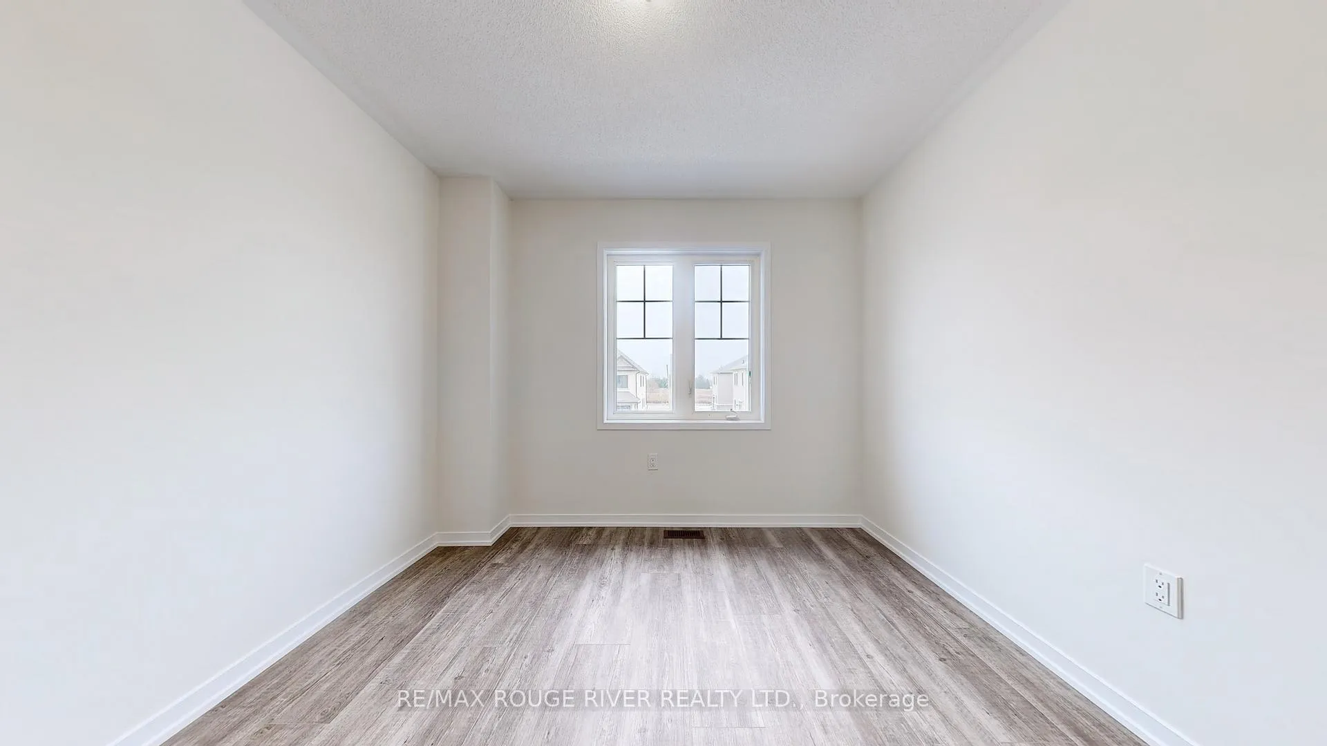 Photo 24 of 1532 Wheatcroft Drive, Oshawa, Kedron — HOMEH