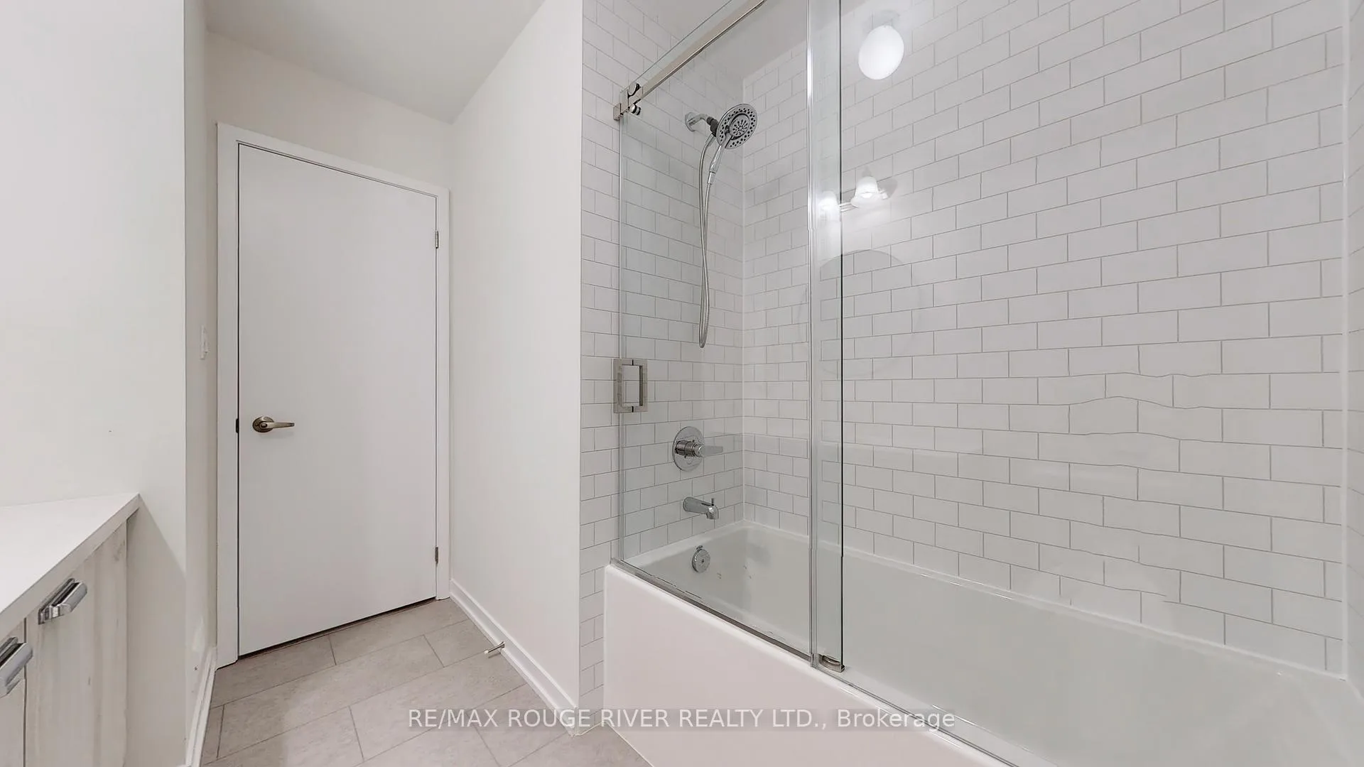 Photo 27 of 1532 Wheatcroft Drive, Oshawa, Kedron — HOMEH