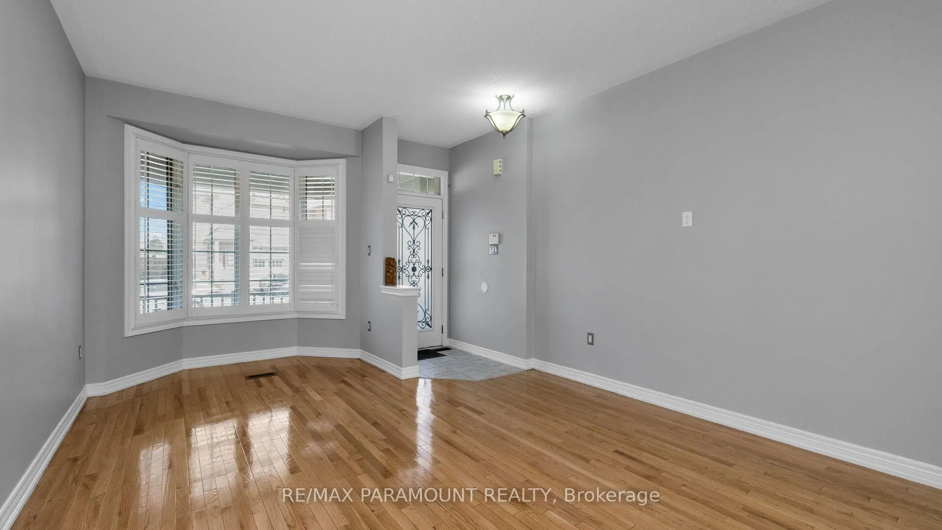Photo 6 of Unit # Upper, 102 Allegro Drive, Brampton, Credit Valley — HOMEH