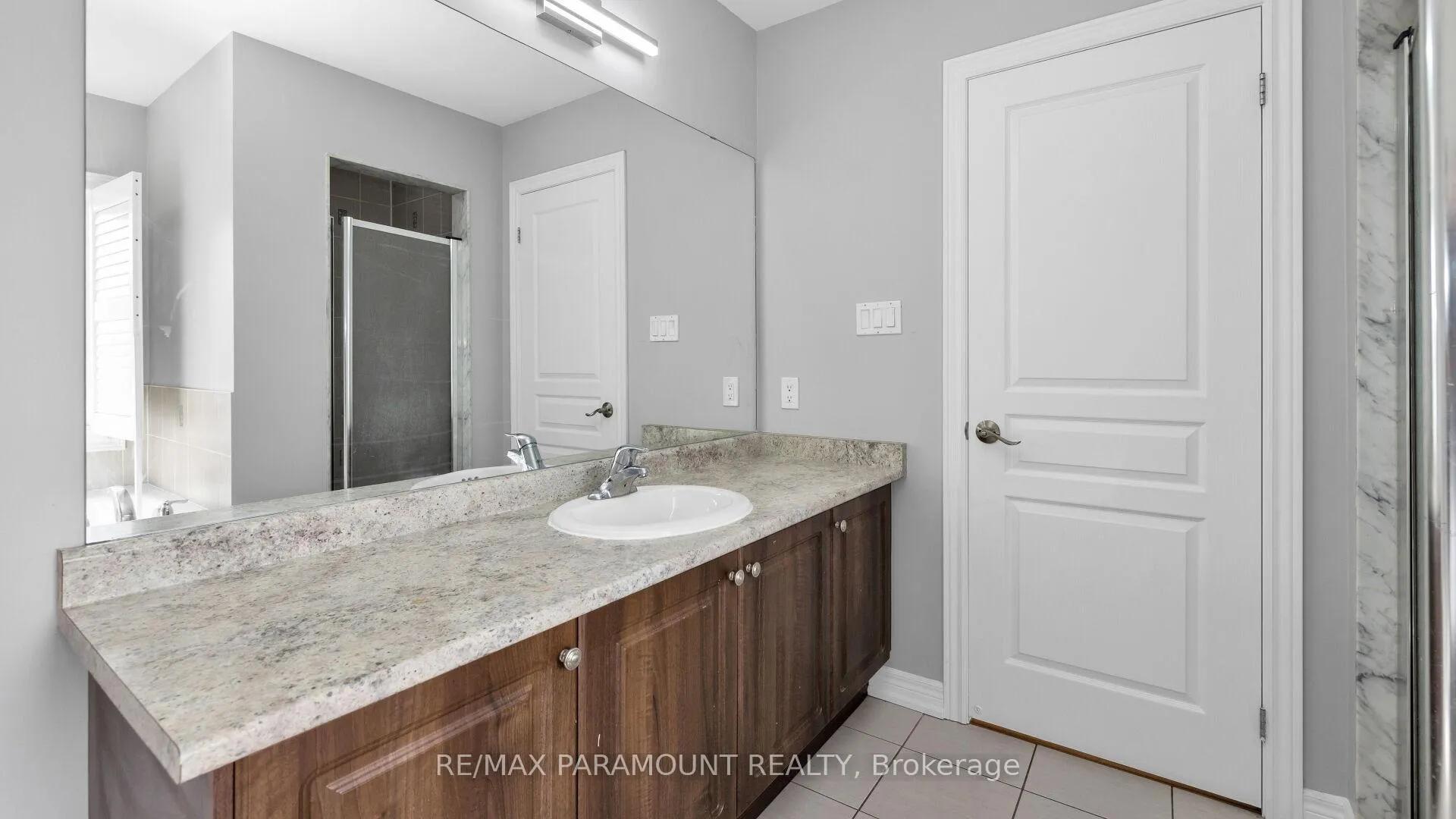 Photo 24 of Unit # Upper, 102 Allegro Drive, Brampton, Credit Valley — HOMEH