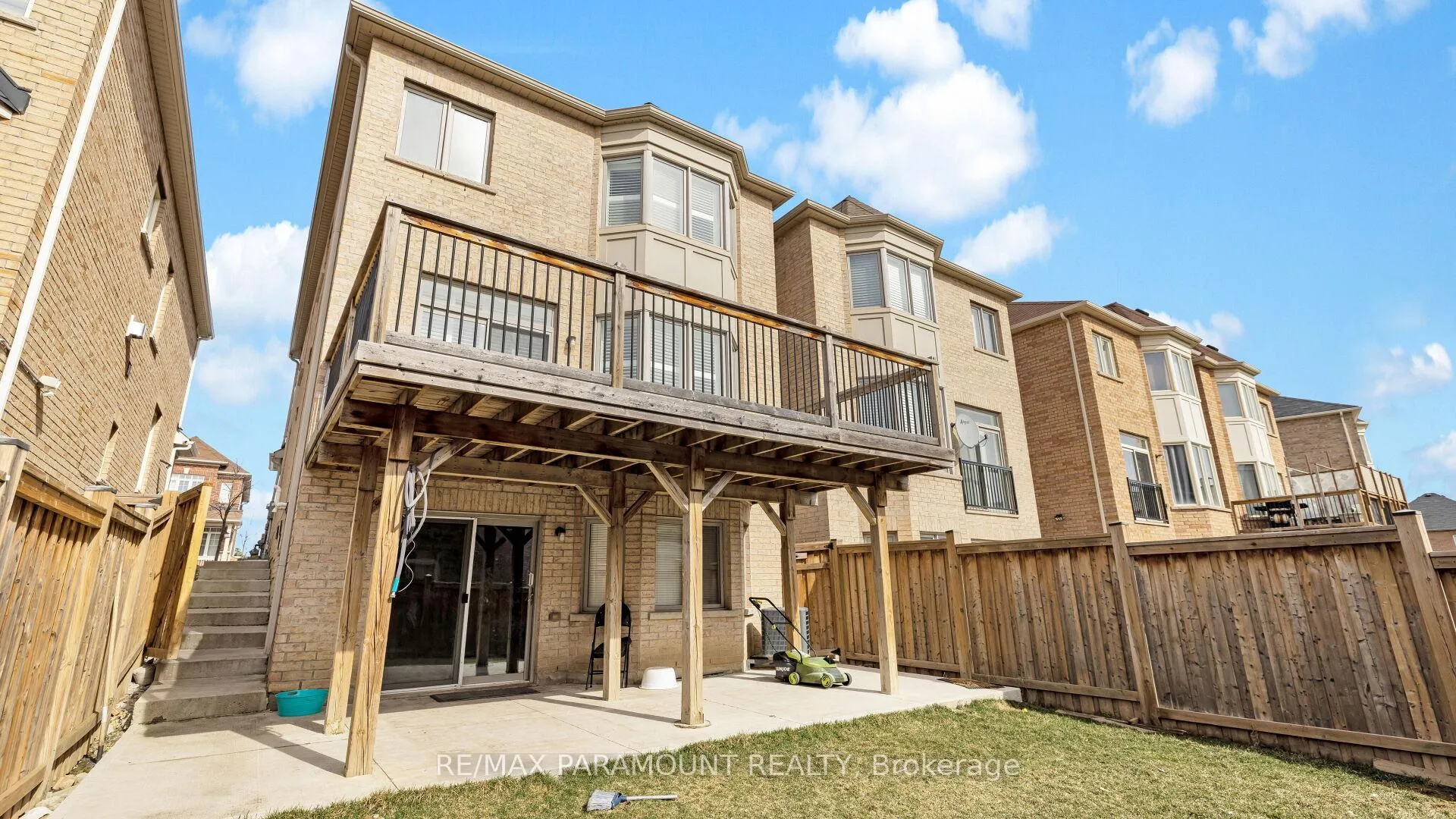 Photo 33 of Unit # Upper, 102 Allegro Drive, Brampton, Credit Valley — HOMEH