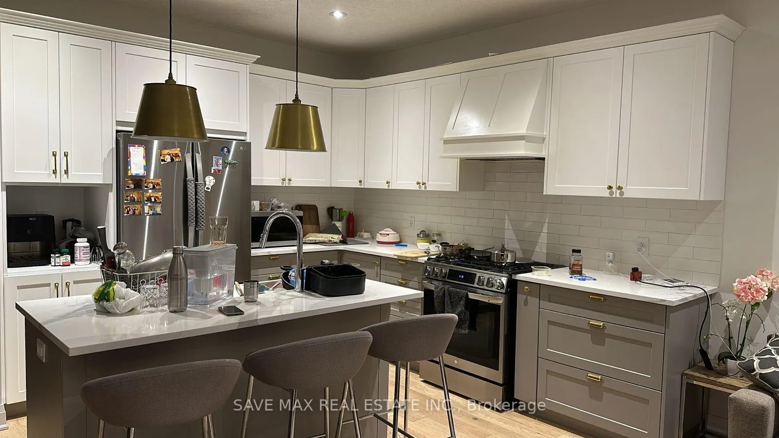 Photo 5 of 593 Benninger Drive, Kitchener — HOMEH