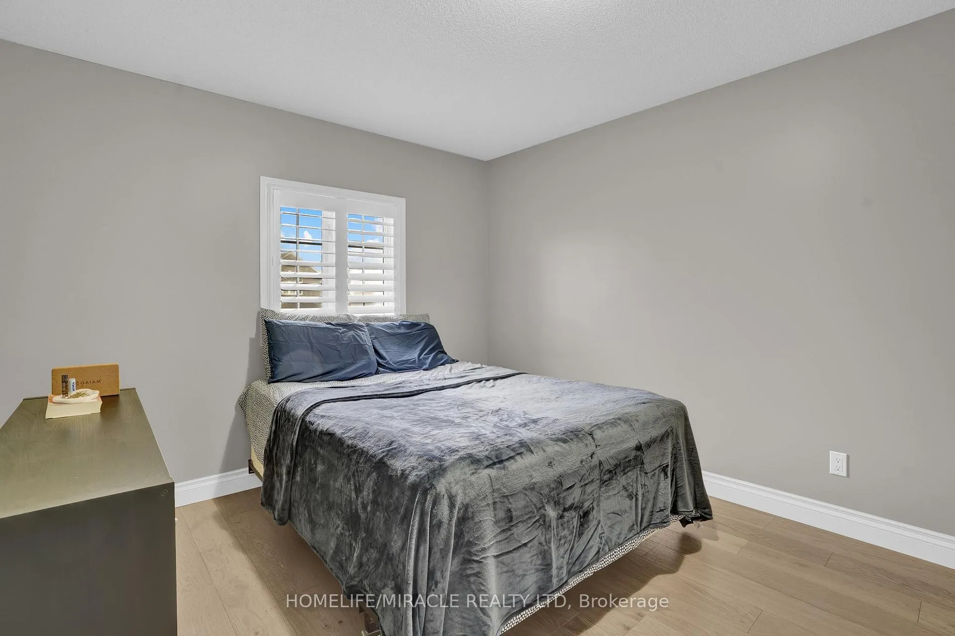 Photo 21 of 8 Meadow Wood Crescent, Hamilton, Stoney Creek Mountain — HOMEH