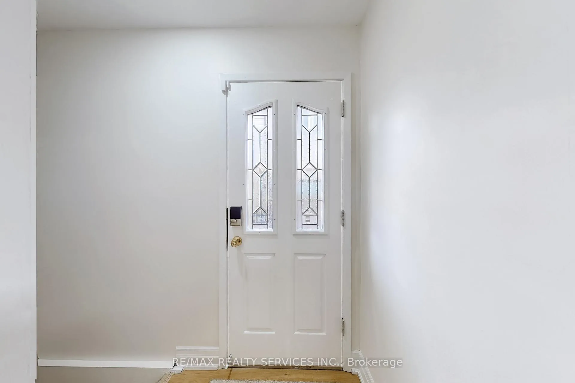 Photo 5 of Unit Lower, 50 Glebe Crescent, Brampton, Northgate — HOMEH