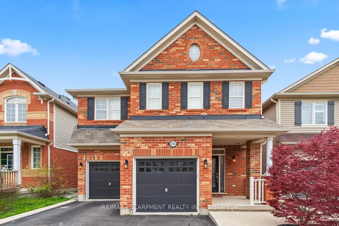 Photo 2 of 255 Monaghan Crescent, Milton, Willmott — HOMEH