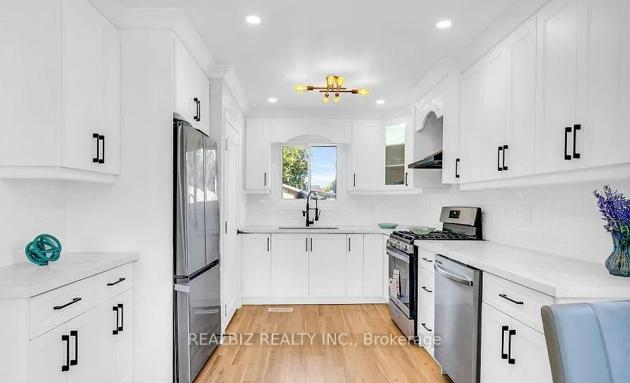 Photo 8 of 32 Miami Drive, Hamilton, Rolston — HOMEH