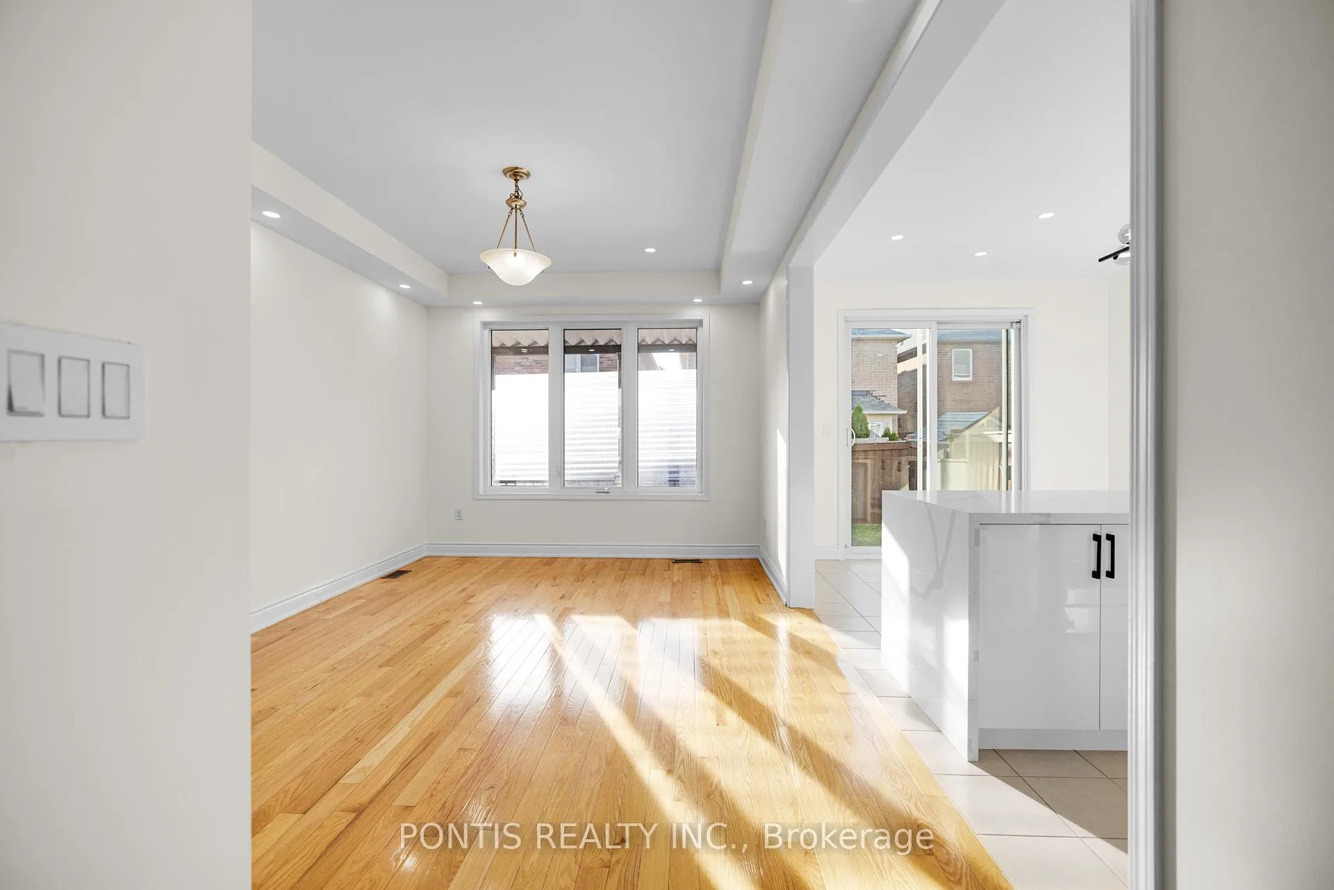 Photo 9 of Unit Main, 6 Dulverton Drive, Brampton, Northwest Brampton — HOMEH