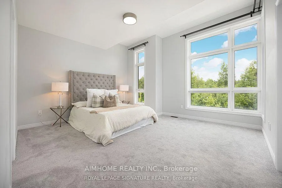 Photo 14 of 92 Woodhaven Avenue, Aurora, Aurora Estates — HOMEH