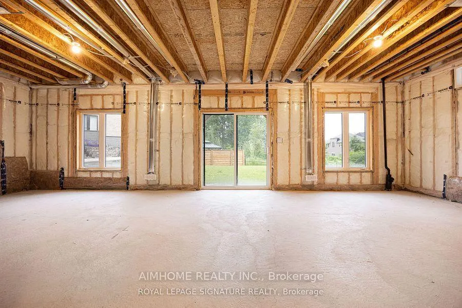 Photo 18 of 92 Woodhaven Avenue, Aurora, Aurora Estates — HOMEH