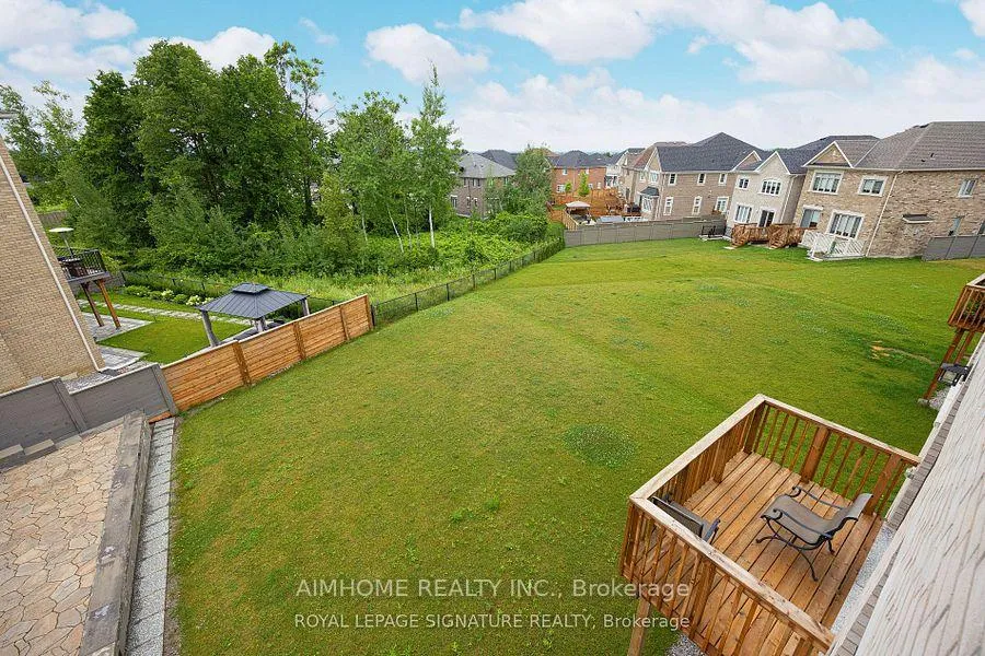 Photo 19 of 92 Woodhaven Avenue, Aurora, Aurora Estates — HOMEH