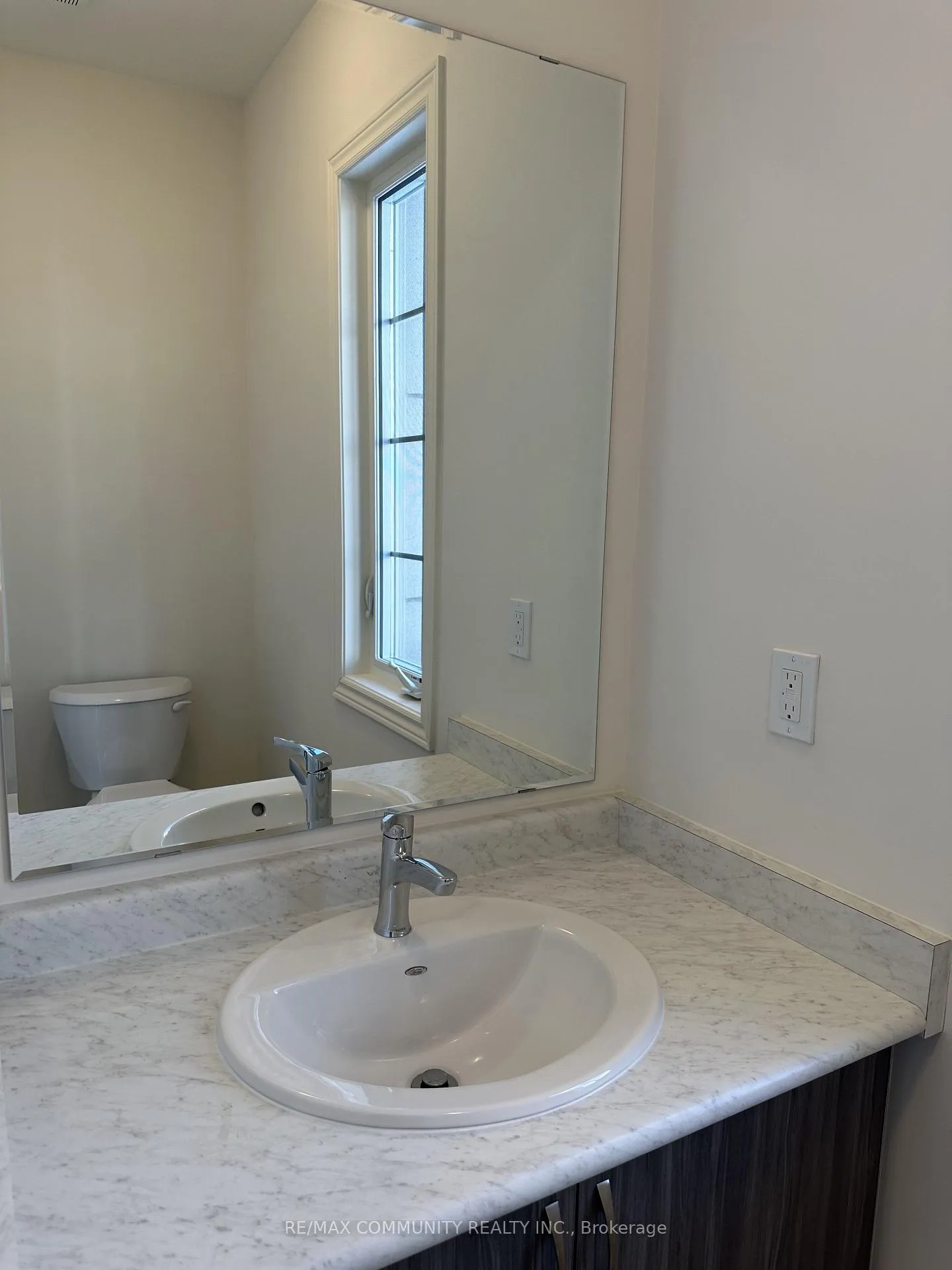 Photo 13 of 2225 Crystal Drive, Oshawa, Kedron — HOMEH